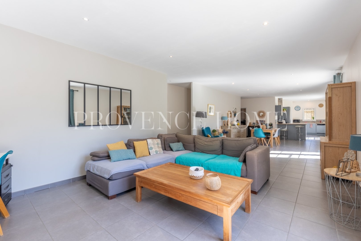 Maison de luxe à vendre à Maubec, 535 000 €, Photo 4