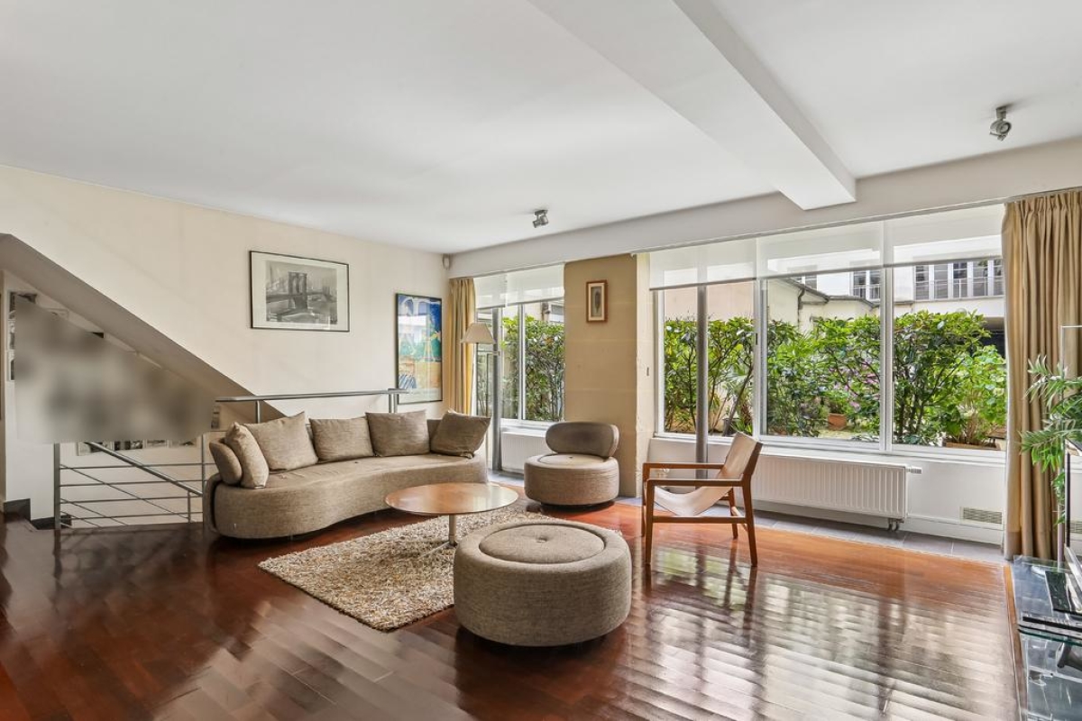 Luxury Apartment for sale in Paris 10ème, 1 750 000 €, Photo 1