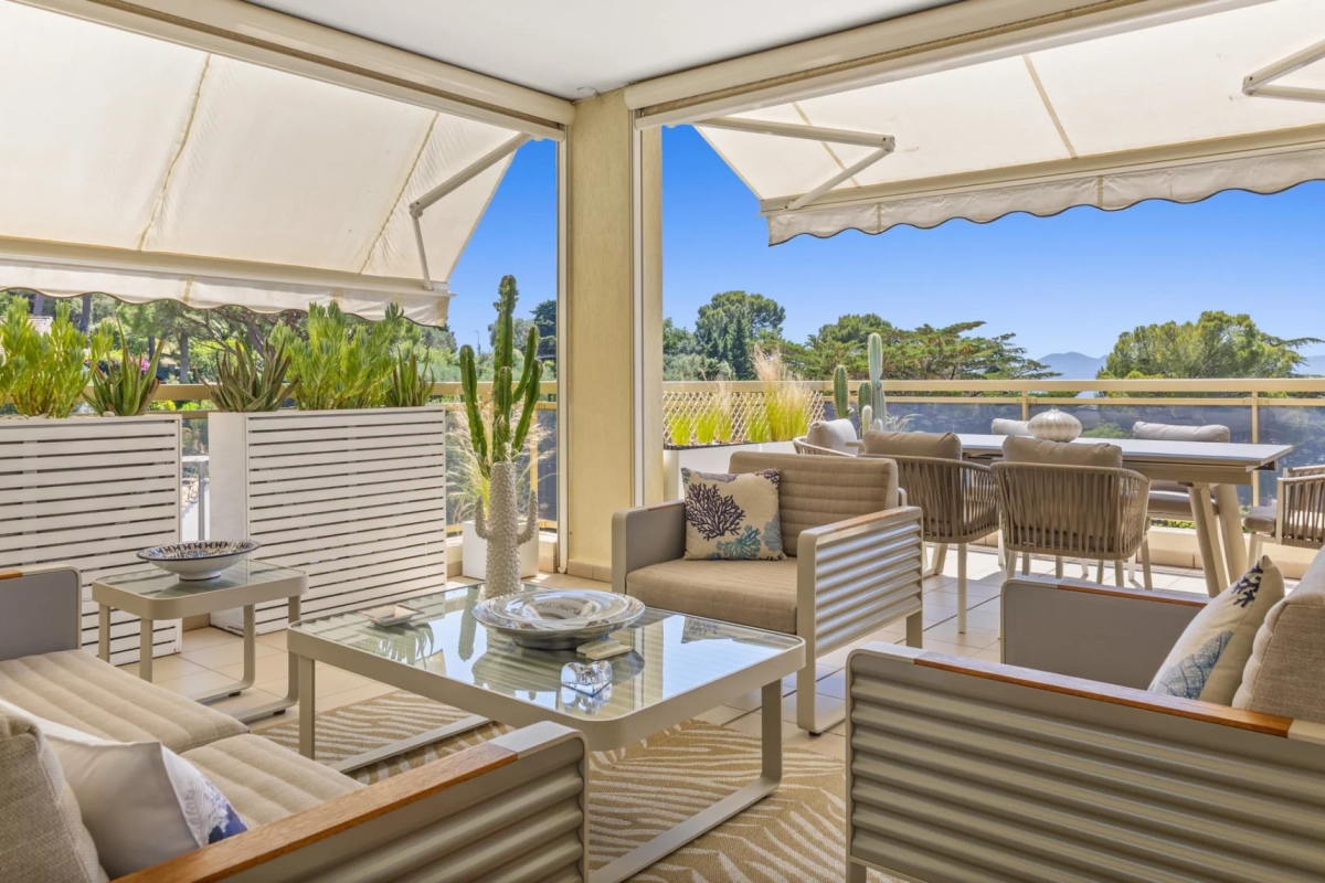 Luxury Apartment for sale in Le Cannet, 1 290 000 €, Photo 1