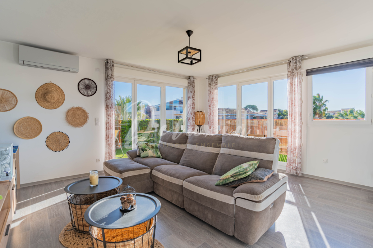 Appartement de luxe à vendre à Puget-sur-Argens, 285 000 €, Photo 2