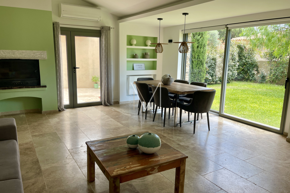 Luxury House for sale in Le Plan-de-La-Tour, 895 000 €, Photo 2
