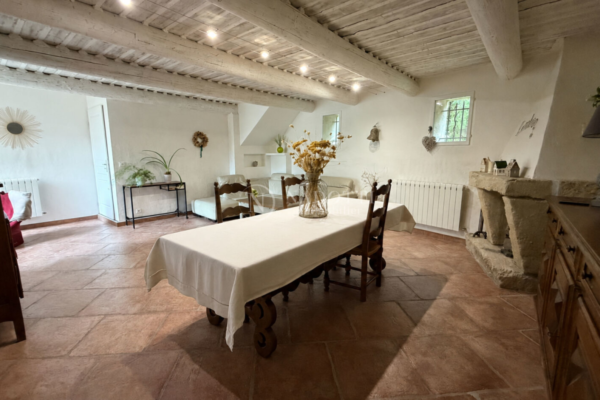 Maison de luxe à vendre à Robion, 820 000 €, Photo 4