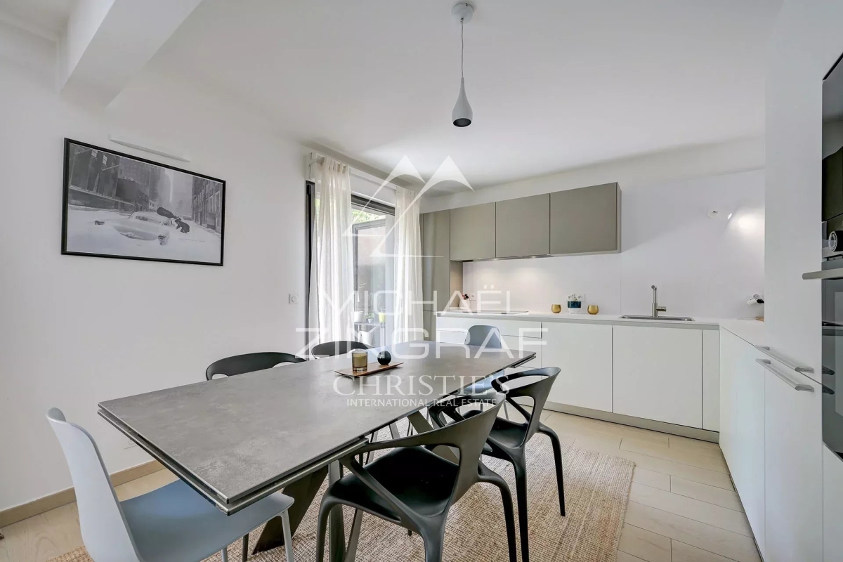 Luxury Apartment for sale in Marseille 7ème, 595 000 €, Photo 4