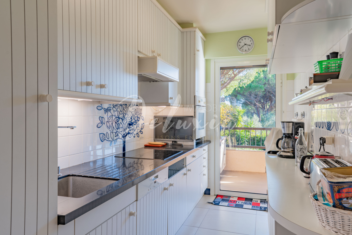 Appartement de luxe à vendre à Saint-Raphaël, 499 000 €, Photo 5
