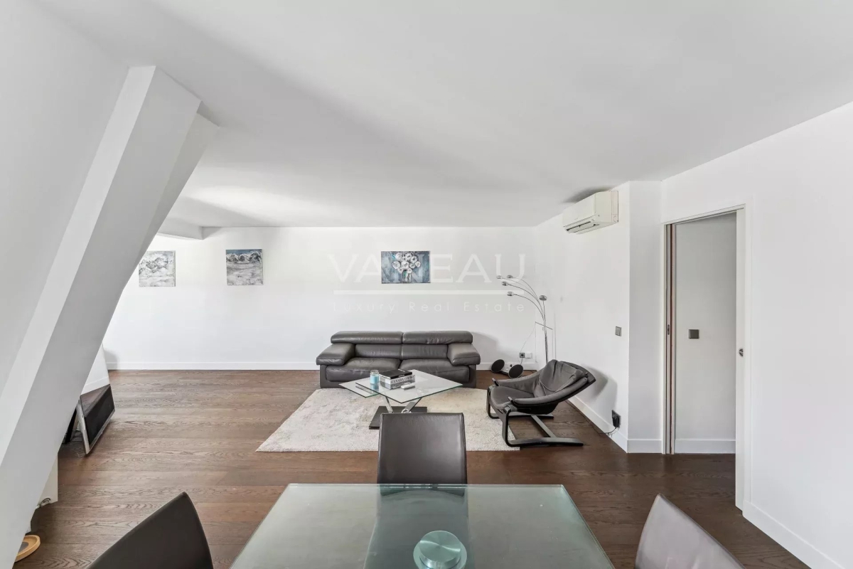 Luxury Apartment for sale in Paris 8Ème, 1 030 000 €, Photo 6