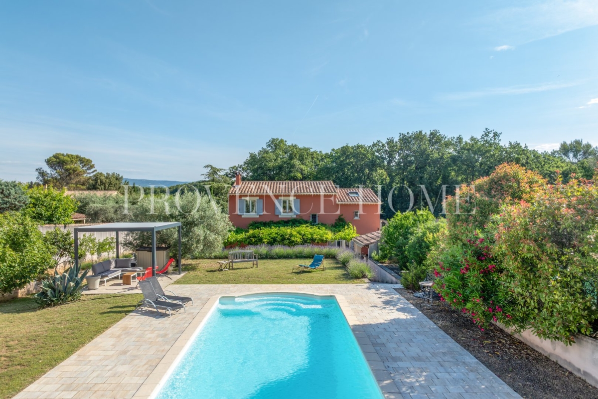 Maison de luxe à vendre à Maubec, 725 000 €, Photo 1