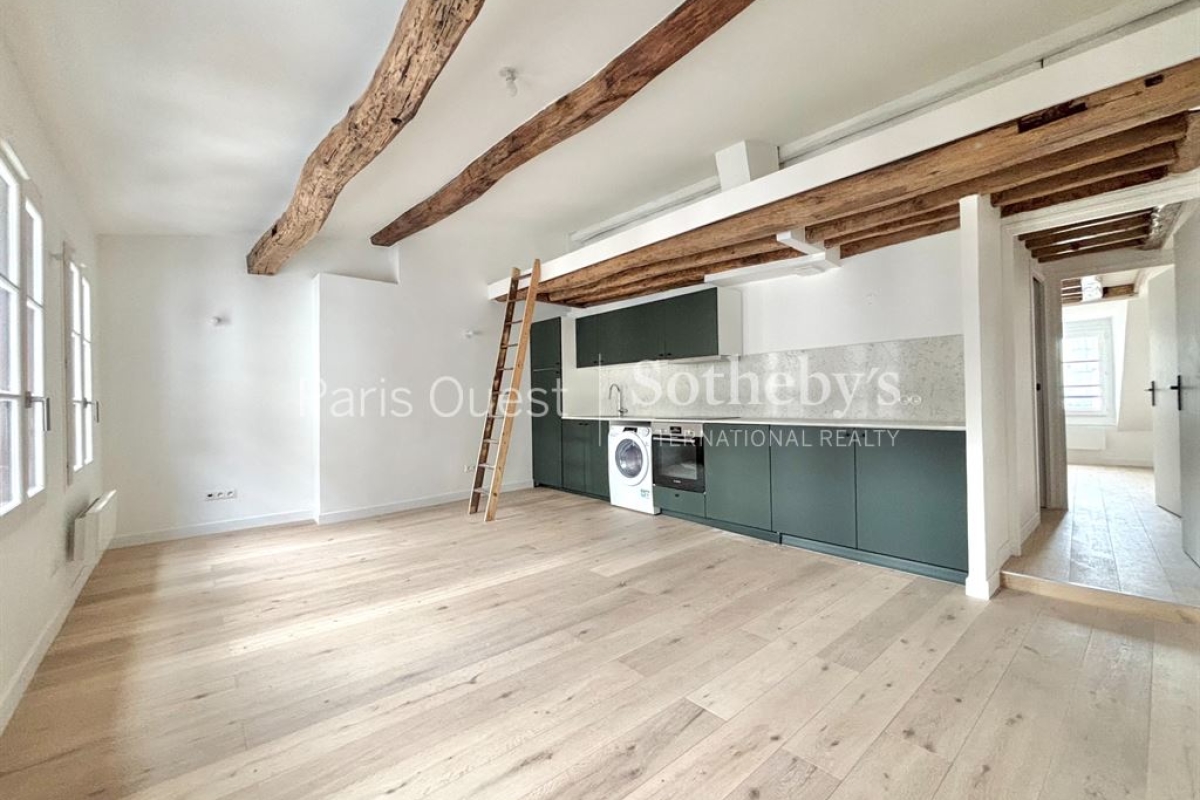 Luxury Apartment for sale in Paris 3Ème, 910 000 €, Photo 1