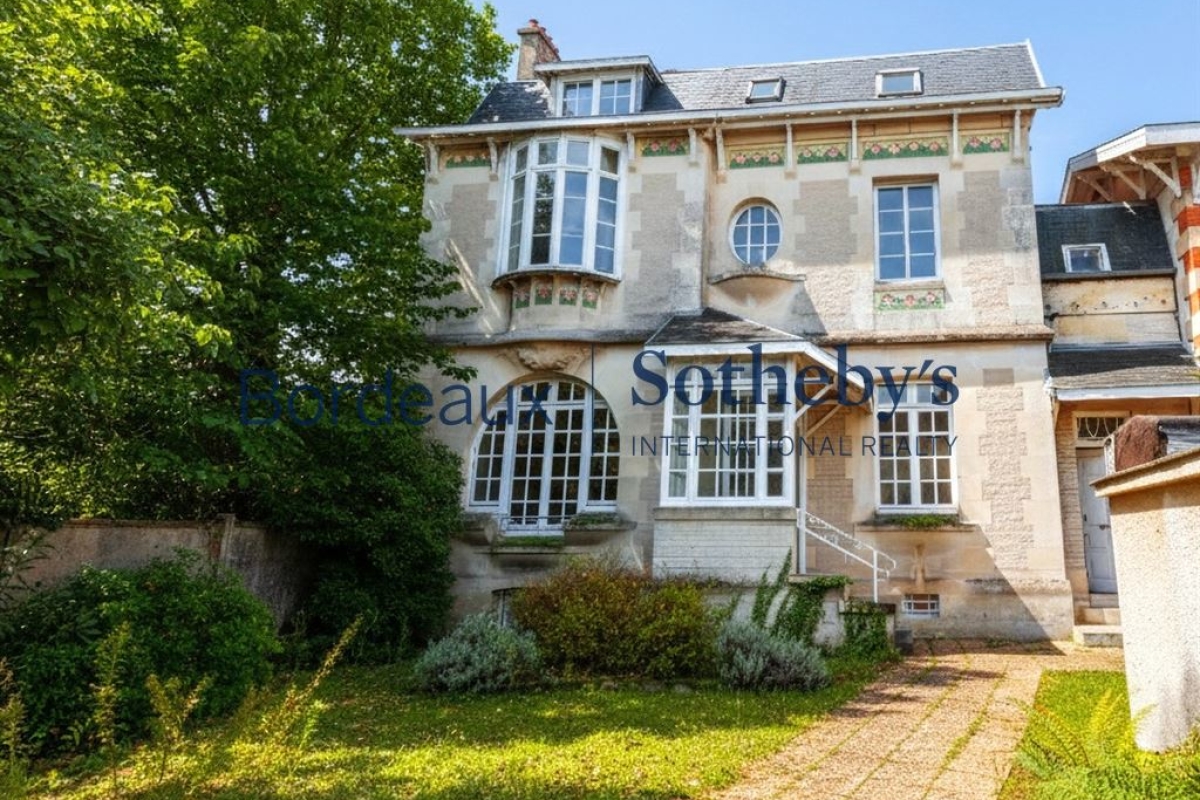Maison de luxe à vendre à Bordeaux, 1 456 000 €, Photo 1