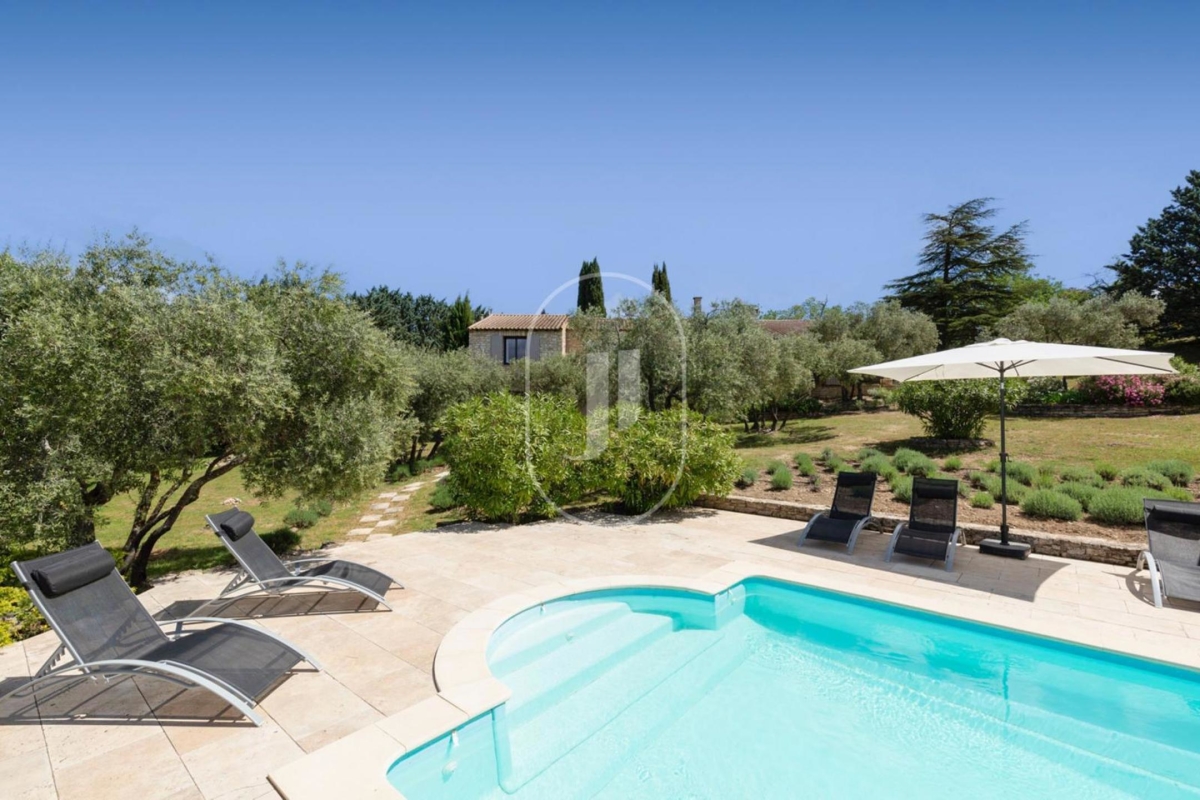 Maison de luxe à vendre à Gordes, 1 380 000 €, Photo 1