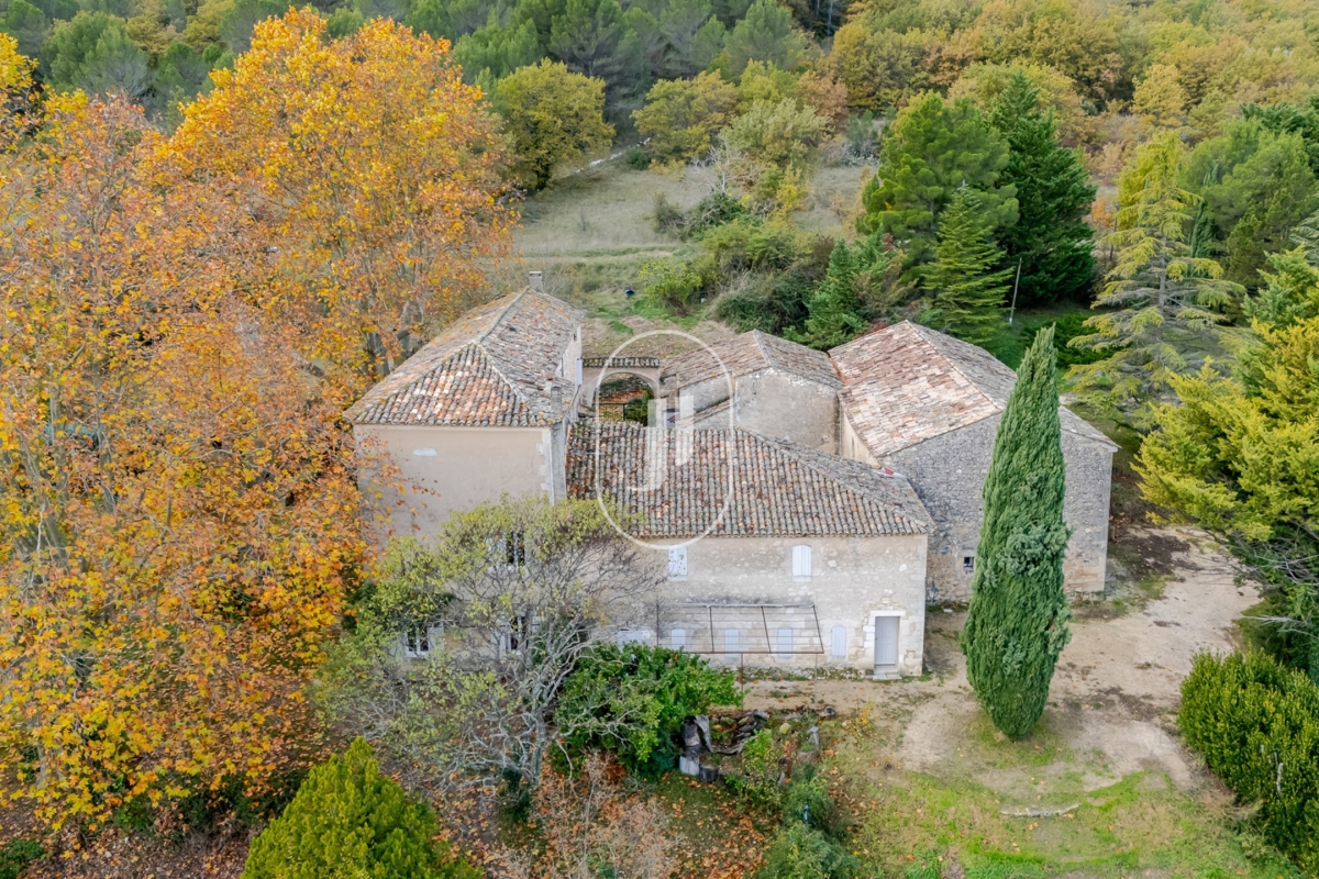 Maison de luxe à vendre à Lacoste, 2 800 000 €, Photo 1