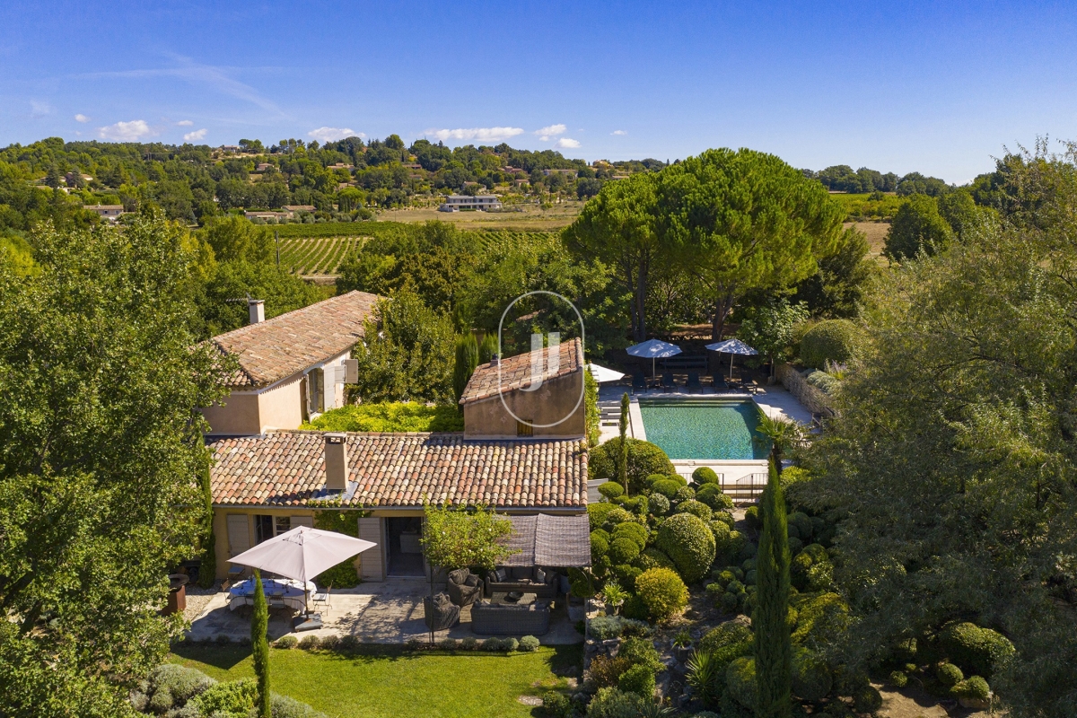 Luxury House for sale in Goult, 3 400 000 €, Photo 1