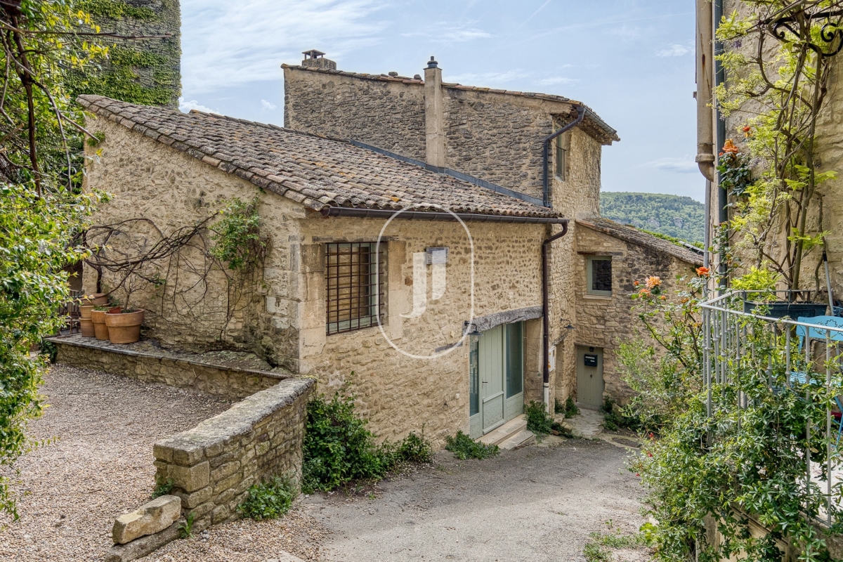 Luxury House for sale in Saignon, 850 000 €, Photo 1
