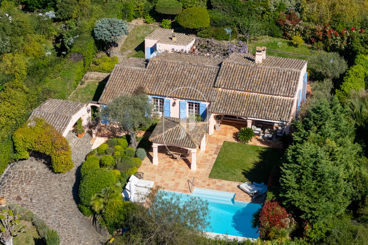 Maison de luxe à vendre à Gassin, 2 300 000 €, Photo 1