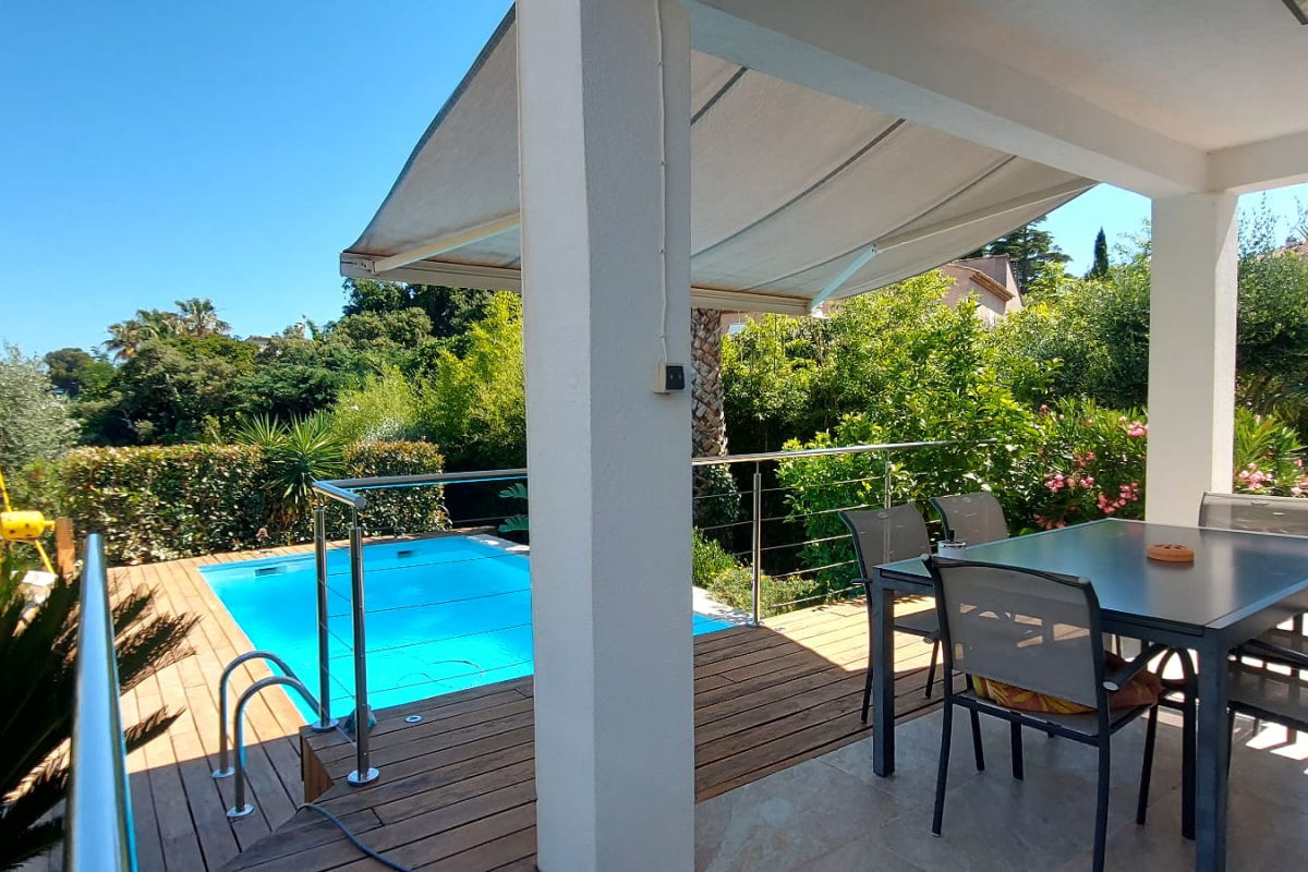 Maison de luxe à vendre à Saint-Aygulf, 795 000 €, Photo 2