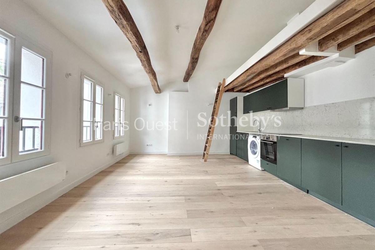 Luxury Apartment for sale in Paris 3Ème, 910 000 €, Photo 2