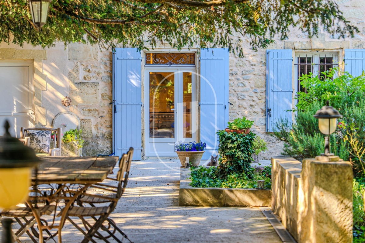 Maison de luxe à vendre à Tarascon, 1 150 000 €, Photo 2