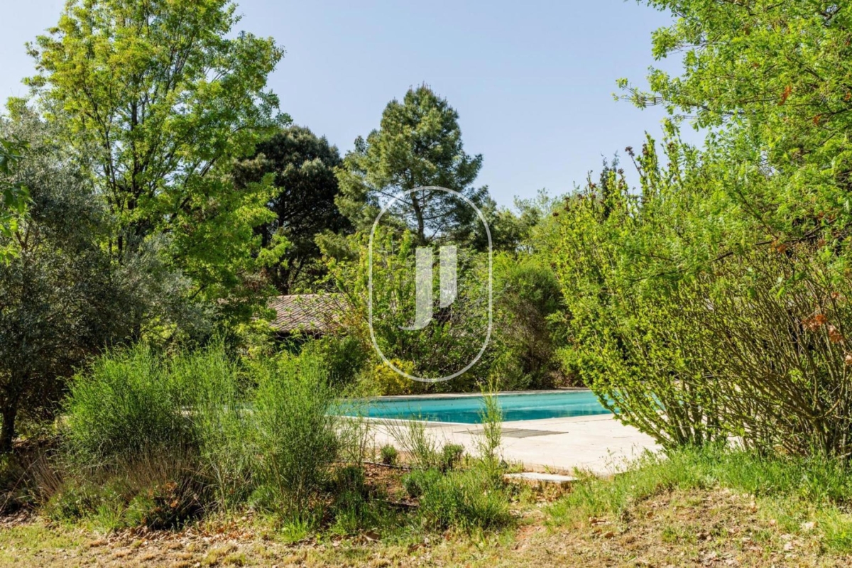 Maison de luxe à vendre à Roussillon, 1 280 000 €, Photo 2