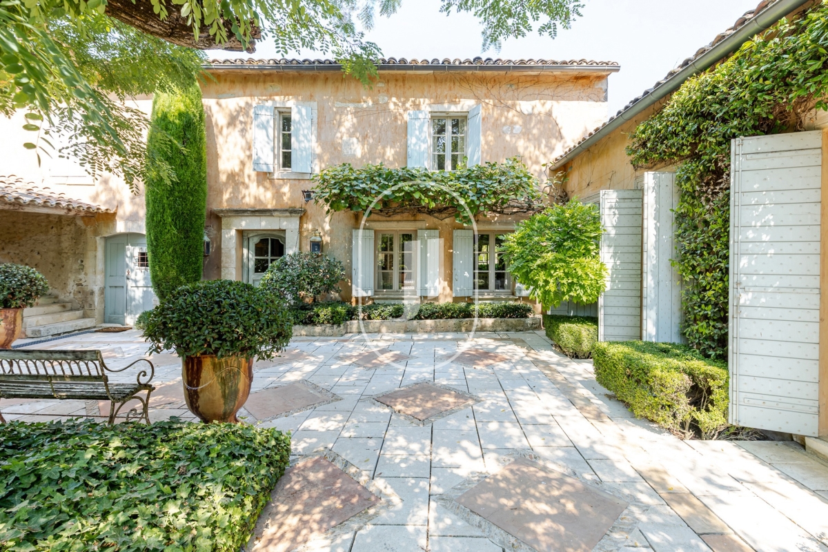 Maison de luxe à vendre à Oppède, 7 200 000 €, Photo 2