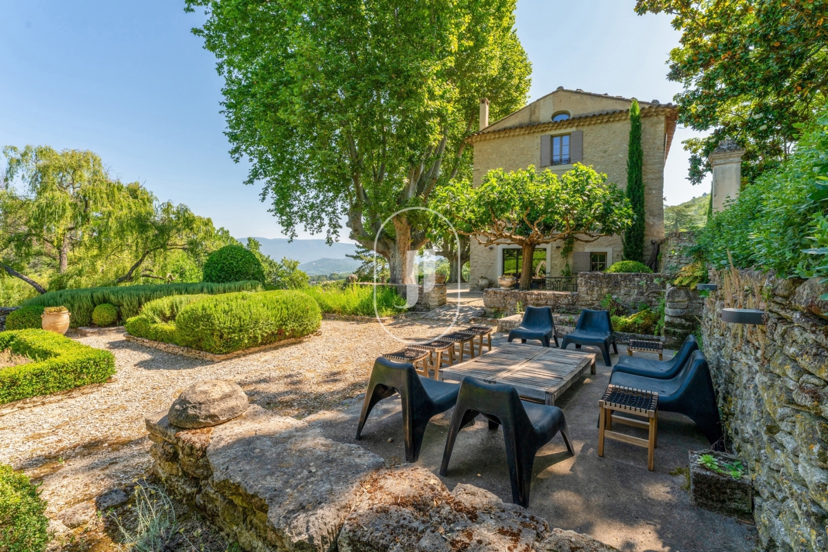 Luxury House for sale in Apt, 2 800 000 €, Photo 2