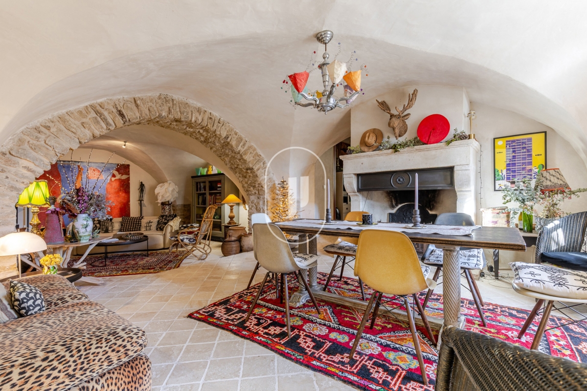 Luxury House for sale in Cabrières-d'Avignon, 880 000 €, Photo 2