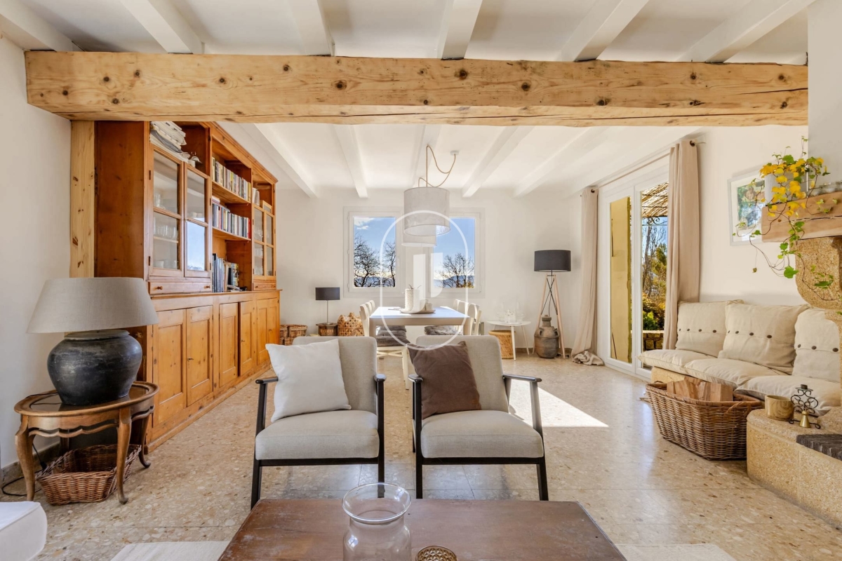 Maison de luxe à vendre à Viens, 539 000 €, Photo 2