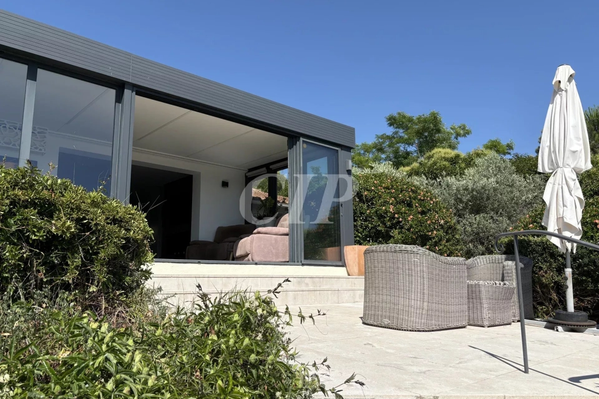 Maison de luxe à vendre à Villelaure, 739 000 €, Photo 2