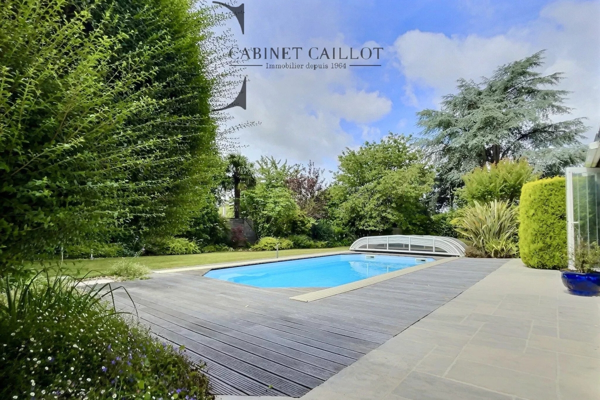 Maison de luxe à vendre à Saintes, 561 750 €, Photo 2
