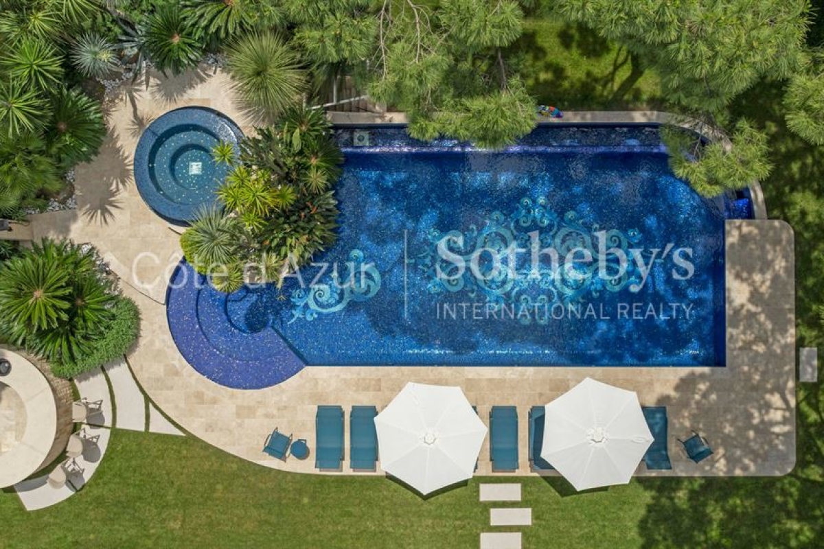 Luxury House for sale in Saint-Tropez, 12 000 000 €, Photo 3