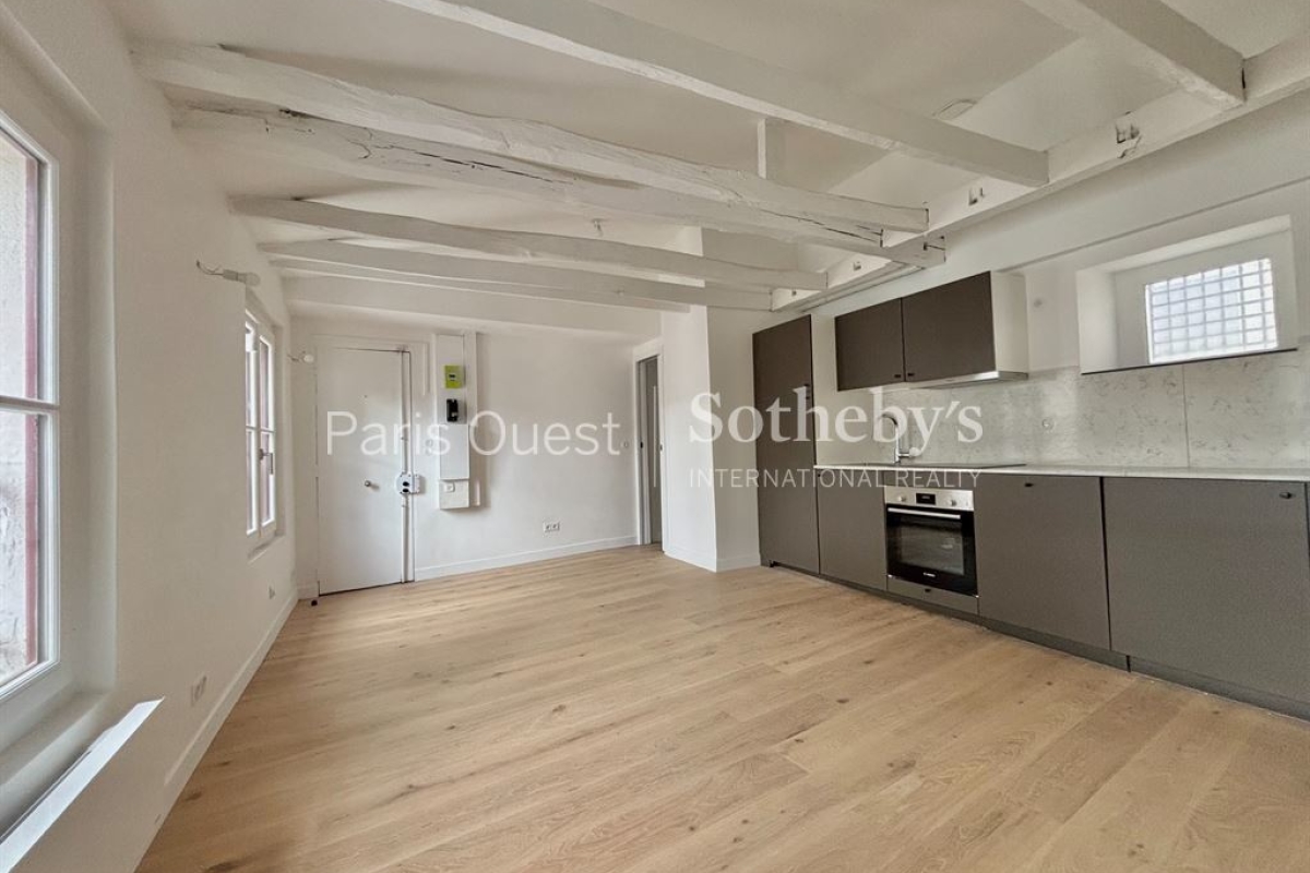 Luxury Apartment for sale in Paris 3Ème, 745 000 €, Photo 3