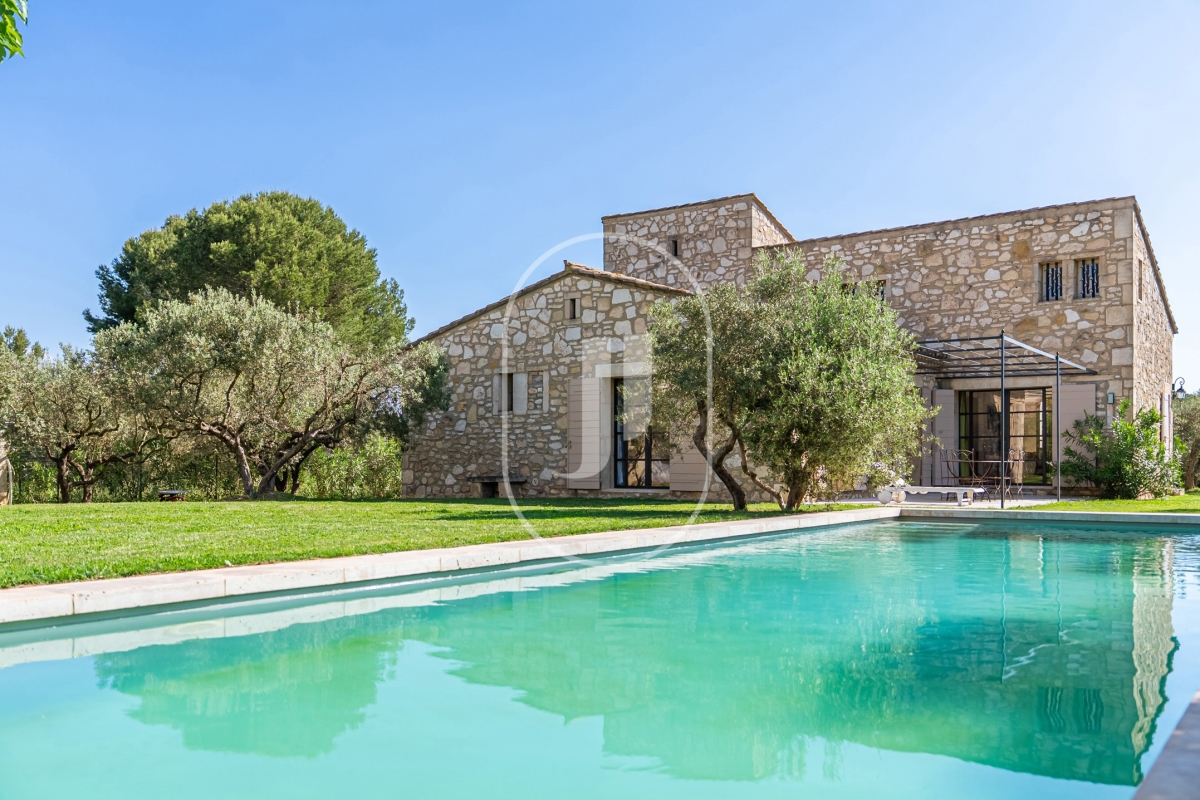 Luxury House for sale in Eygalières, 1 960 000 €, Photo 3
