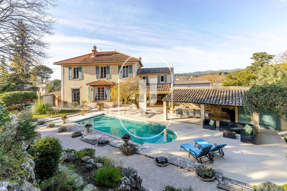 Maison de luxe à vendre à Aix-en-Provence, 1 590 000 €, Photo 3