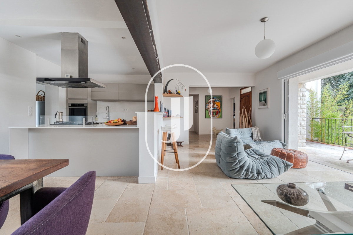 Maison de luxe à vendre à Salon-de-Provence, 958 000 €, Photo 3