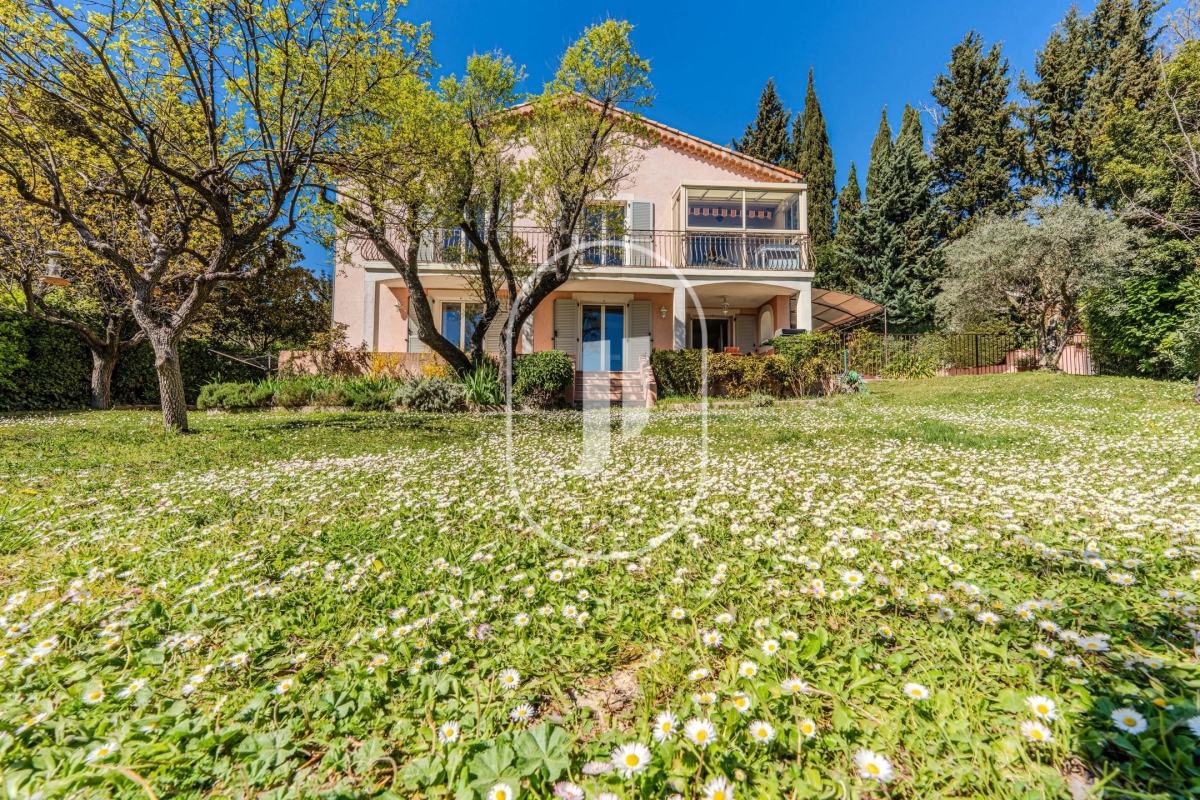 Luxury House for sale in Aix-en-Provence, 1 580 000 €, Photo 3