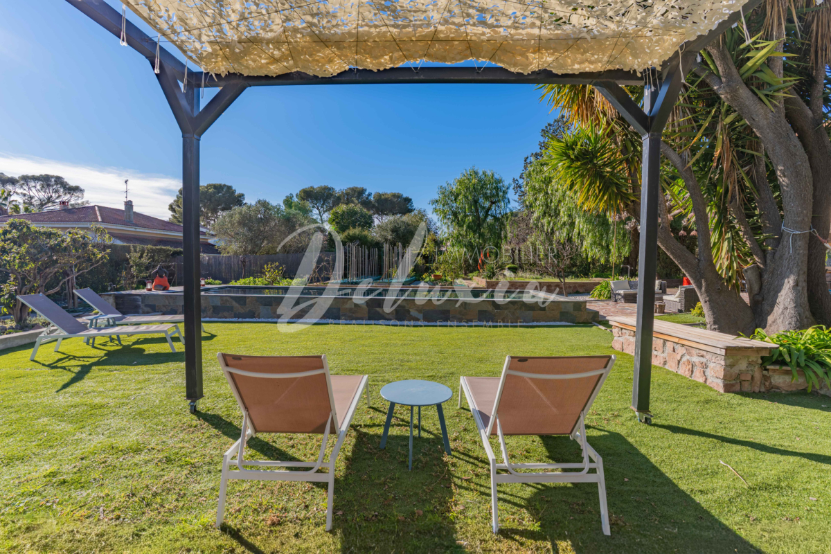 Maison de luxe à vendre à Saint-Raphaël, 1 579 000 €, Photo 4