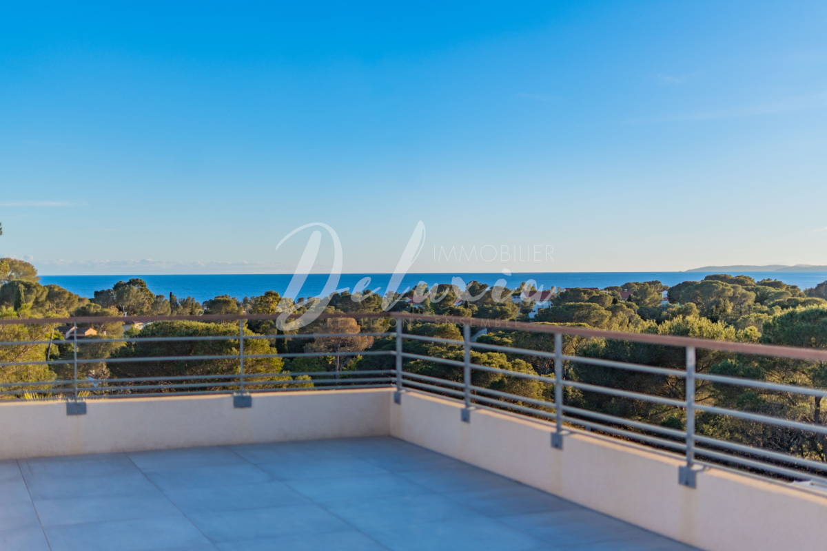 Luxury Apartment for sale in Saint-Raphaël, 1 650 000 €, Photo 4