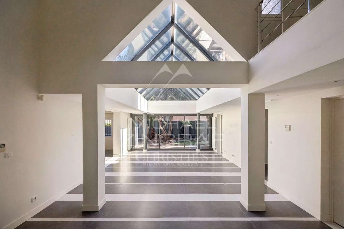 Maison de luxe à vendre à Cannes, 2 950 000 €, Photo 4