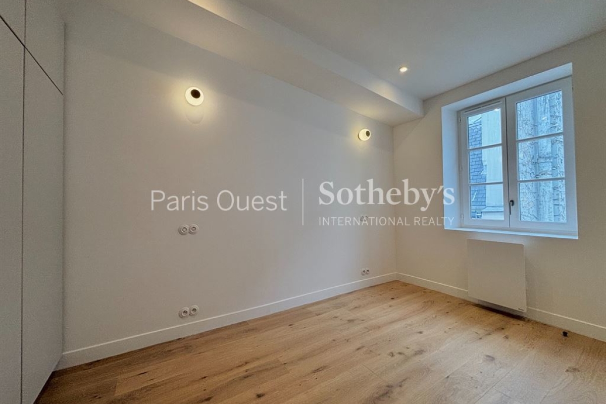 Luxury Apartment for sale in Paris 3Ème, 490 000 €, Photo 5