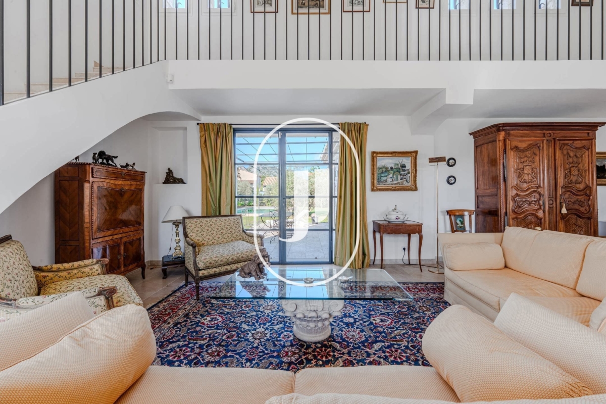 Luxury House for sale in Eygalières, 1 960 000 €, Photo 5