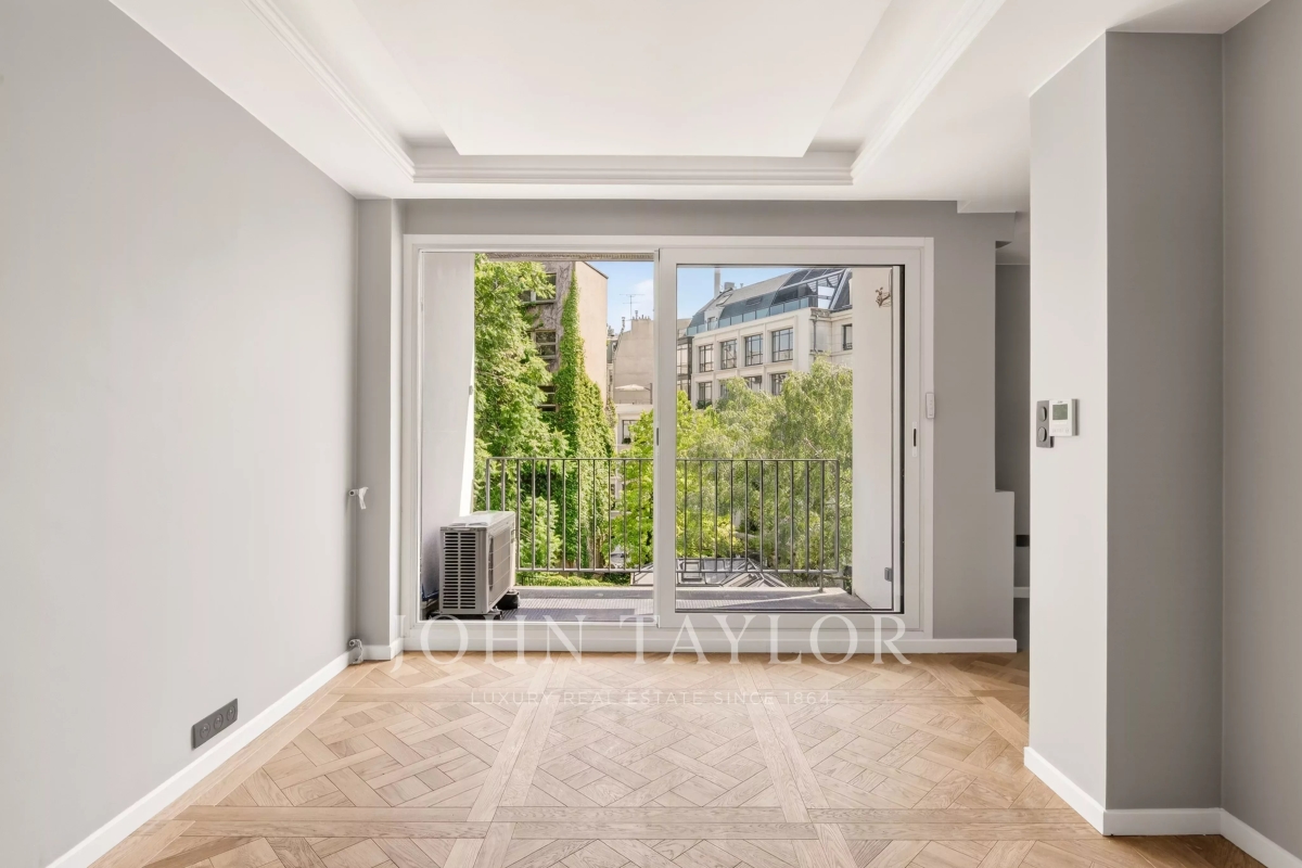 Luxury Apartment for sale in Paris 8ème, 695 000 €, Photo 5