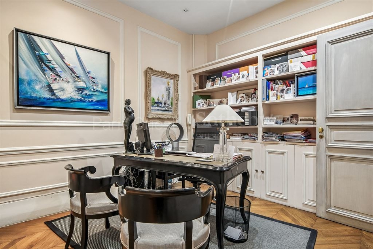 Luxury Apartment for sale in Paris 7Ème, 1 225 000 €, Photo 7