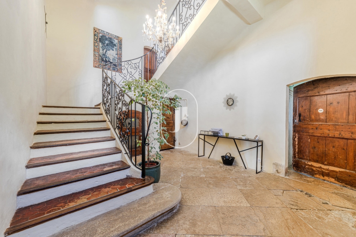 Maison de luxe à vendre à Manosque, 3 180 000 €, Photo 7