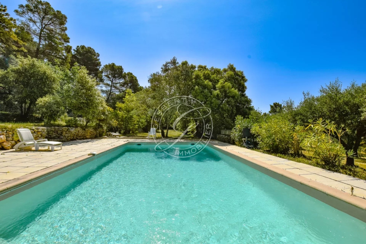 Maison de luxe à vendre à Tourtour, 680 000 €, Photo 7