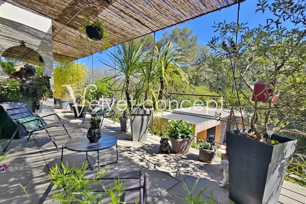 Luxury House for sale in Valbonne, 945 000 €, Photo 2