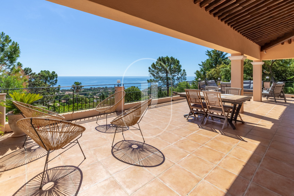 Maison de luxe à vendre à Roquebrune-sur-Argens, 2 650 000 €, Photo 1
