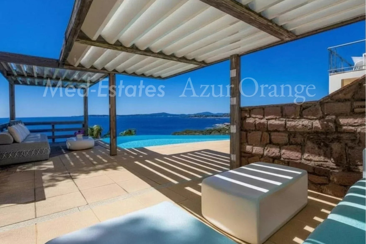 Luxury House for sale in Les Issambres, 2 488 000 €, Photo 1