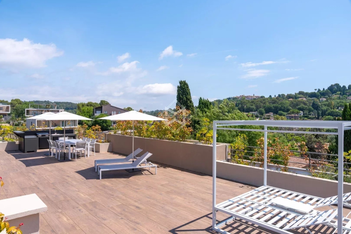 Appartement de luxe à vendre à Mougins, 1 080 000 €, Photo 1