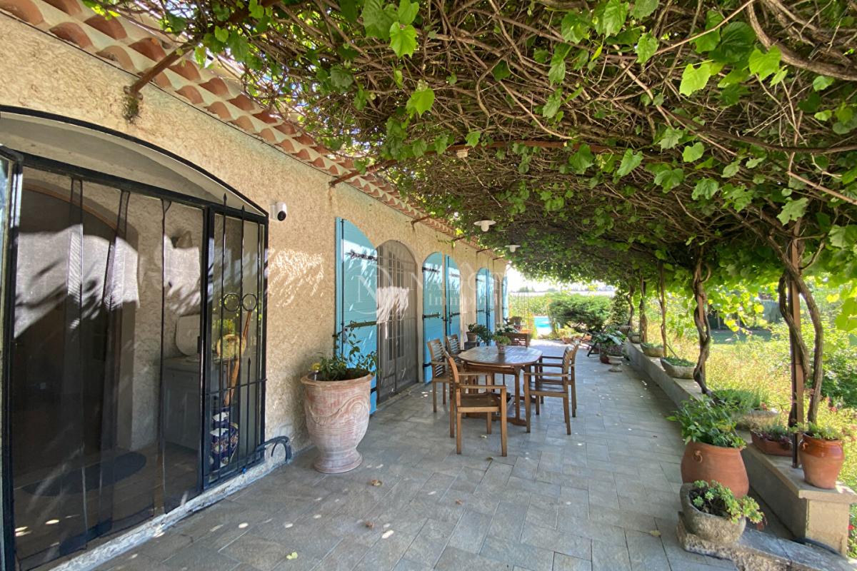 Maison de luxe à vendre à Cavaillon, 559 000 €, Photo 2