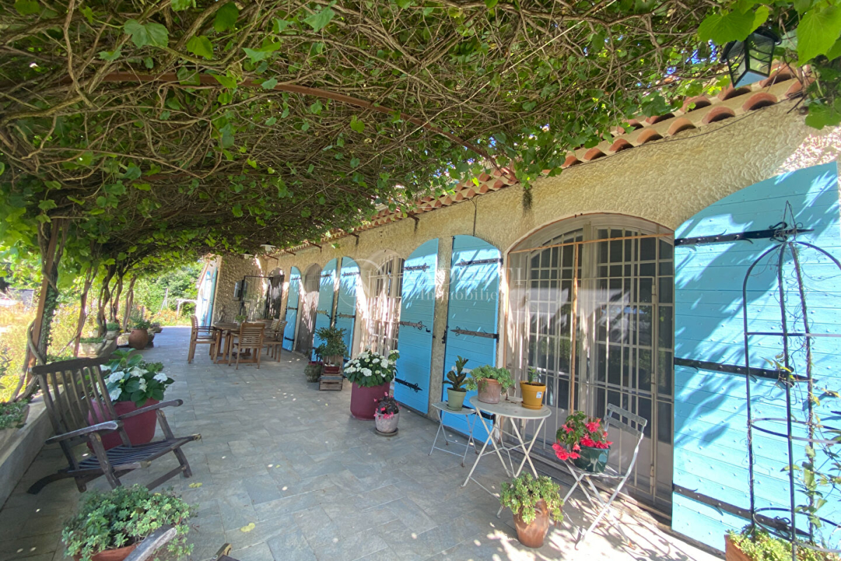 Maison de luxe à vendre à Cavaillon, 580 000 €, Photo 3