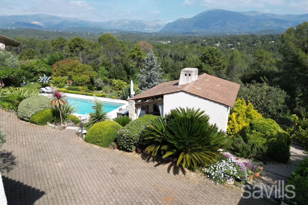 Maison de luxe à vendre à Roquefort-les-Pins, 1 895 000 €, Photo 3
