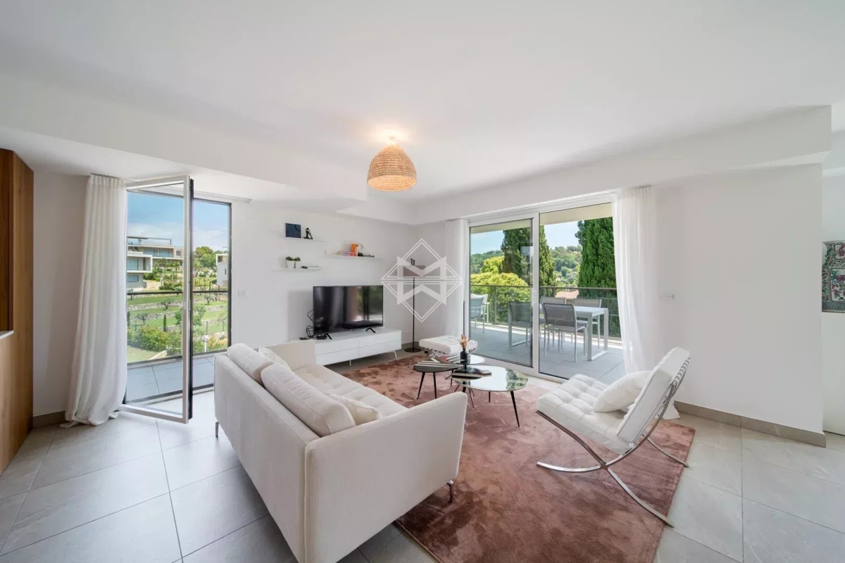 Appartement de luxe à vendre à Mougins, 1 080 000 €, Photo 4
